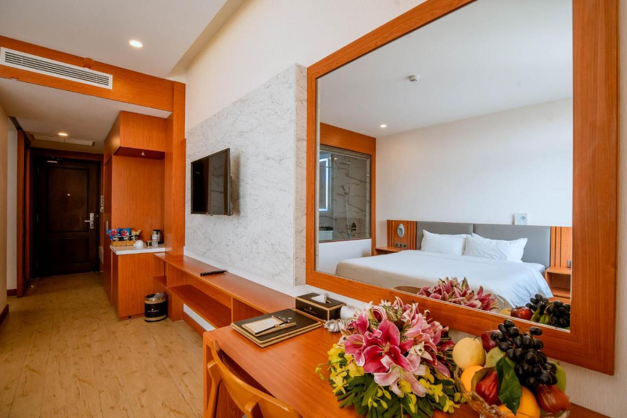 לונג האי Bella Vita Hotel מראה חיצוני תמונה