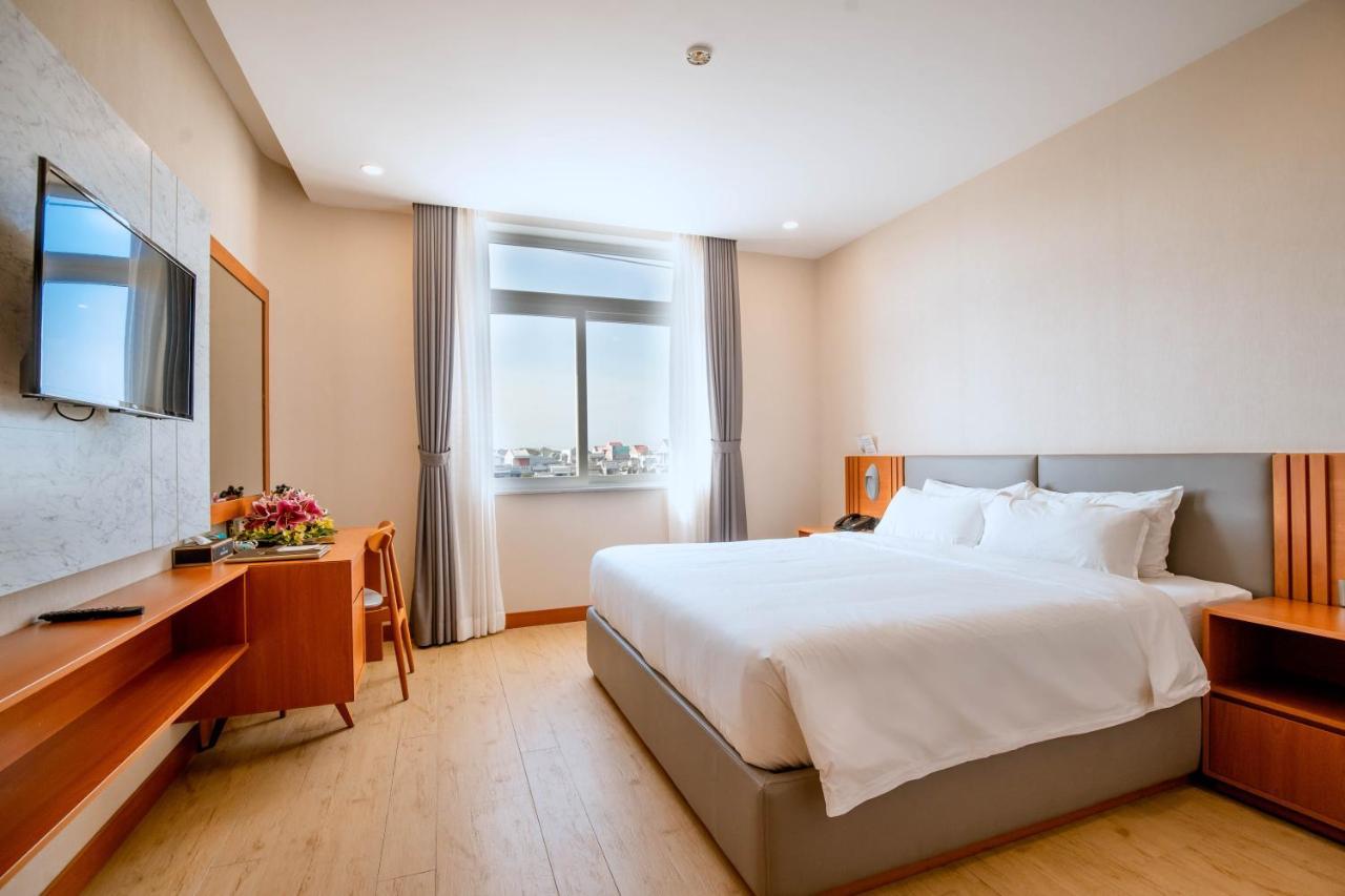 לונג האי Bella Vita Hotel מראה חיצוני תמונה