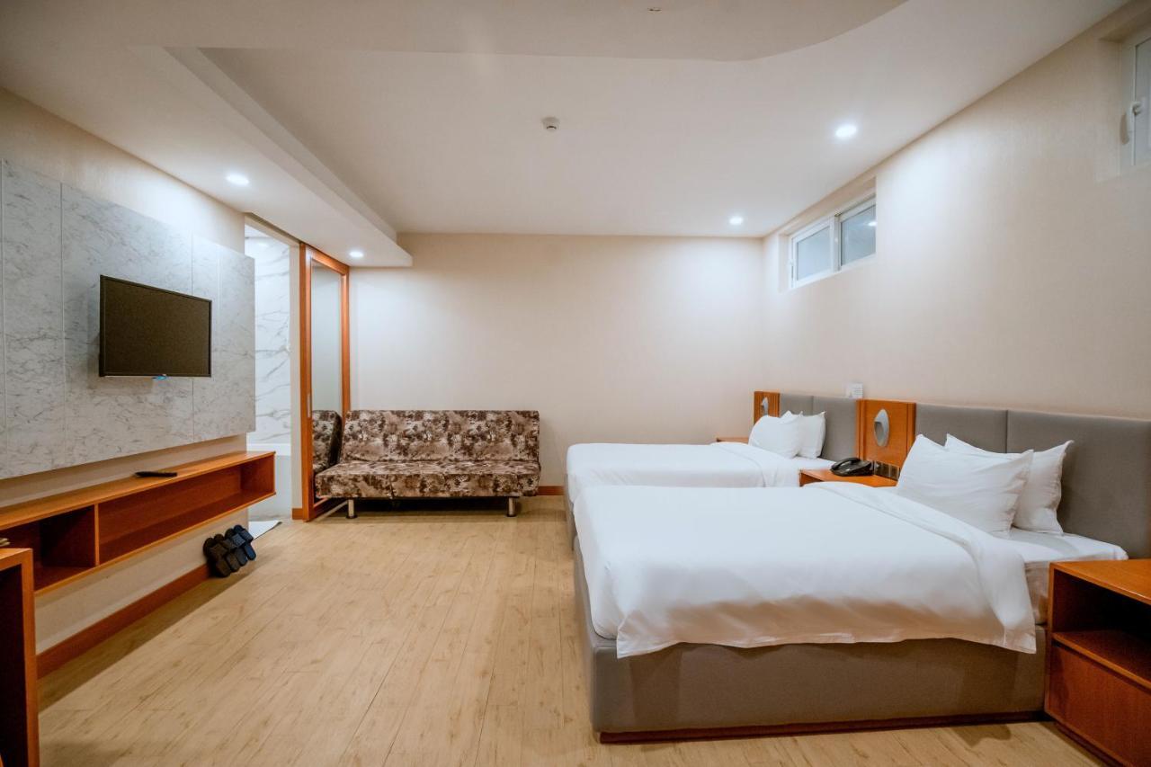 לונג האי Bella Vita Hotel מראה חיצוני תמונה